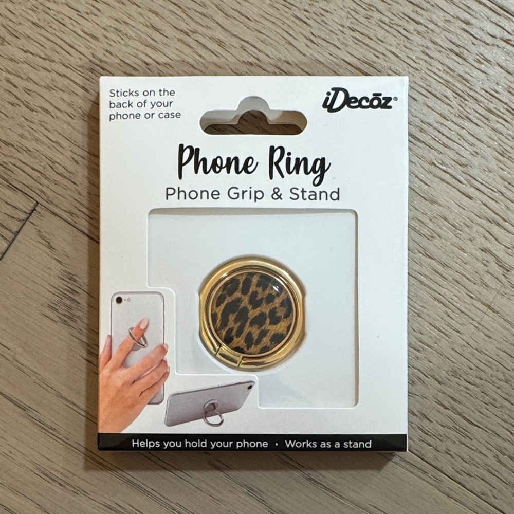 New in Box- iDecoz Leopard Print Phone Ring Grip & Stand - Gold